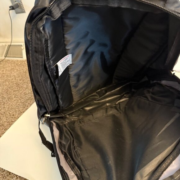 Universal Studios Backpack Adjustable Straps Mesh Pockets Travel Everyday Use - Picture 12 of 16